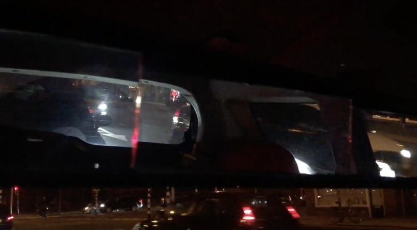 5-panel rearview mirror at night
